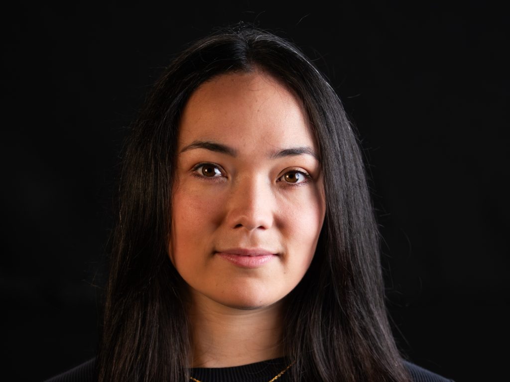 Welcome Julia Chan, Weight(less) cast 2026!